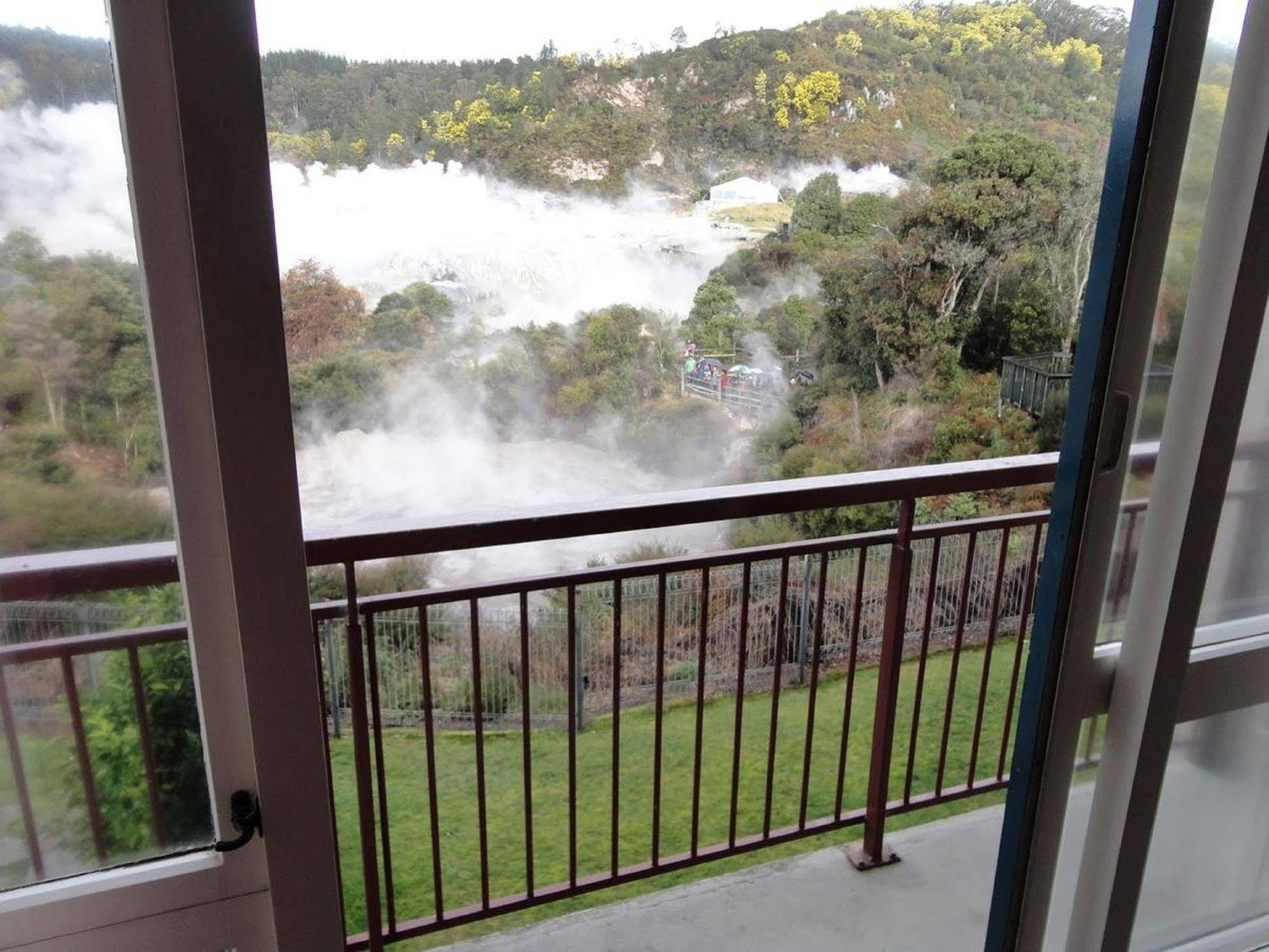 Silver Oaks Hotel - Geyserland Rotorua Exterior foto